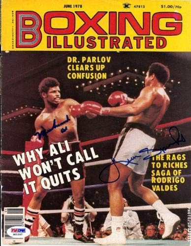 Muhammed Ali ve Leon Spinks İmzalı Boks Resimli Dergi Kapağı PSA / DNA S01557-İmzalı Boks Dergileri